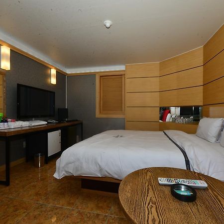 Daegu Mellow Motel Extérieur photo