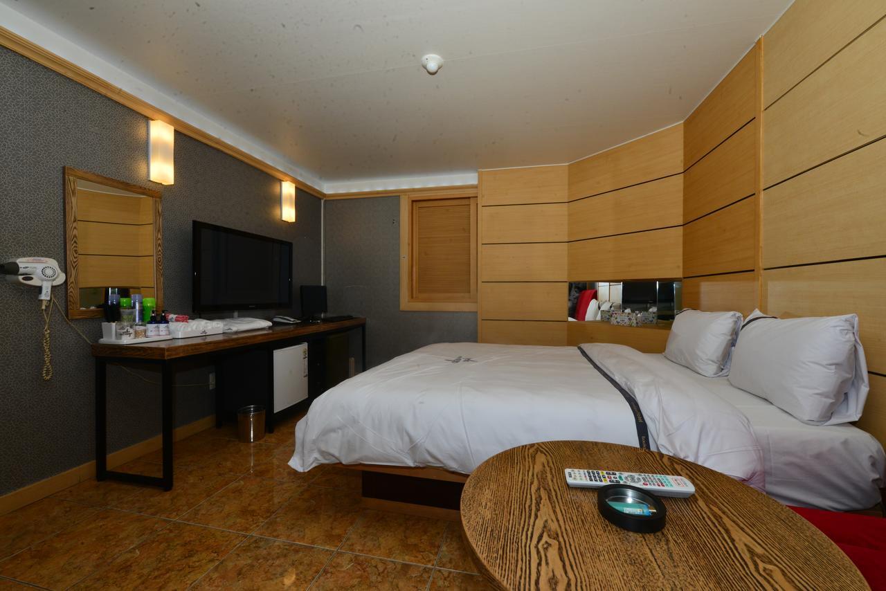 Daegu Mellow Motel Extérieur photo